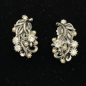 Vintage 1950s Signed STAR Flower Leaves Silver Tone Faux Pearl Clip On Earrings